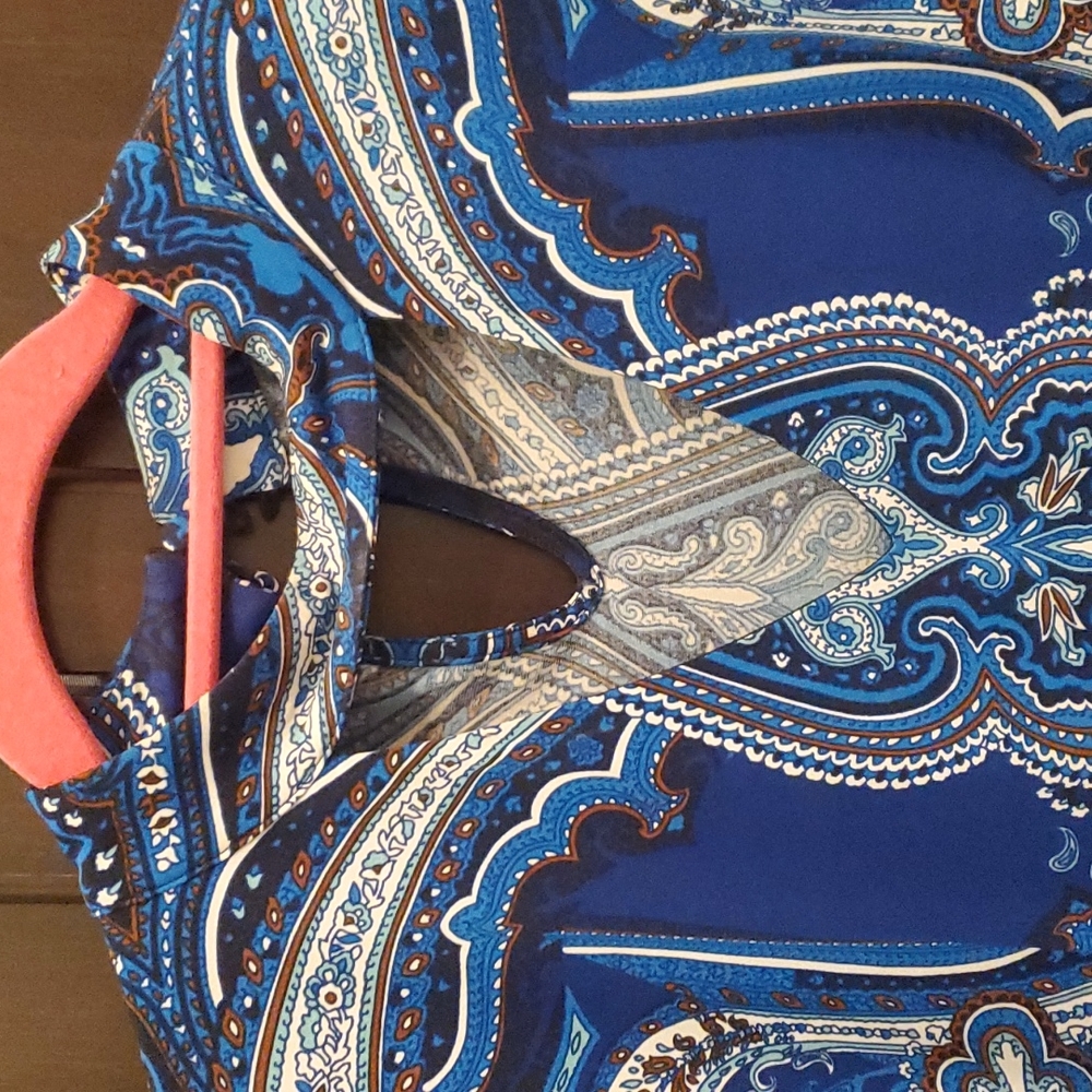 Blouse - Picture 2 of 2